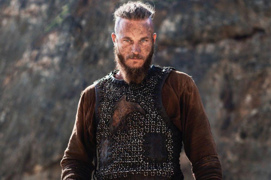 Ragnar Lothbrok interpretado por Travis Fimmel en Vikings